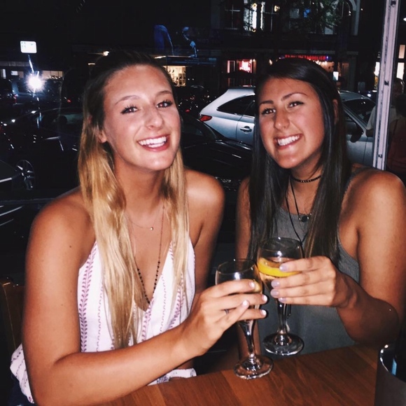 Meet your Posher, Heather - Picture 1 of 1